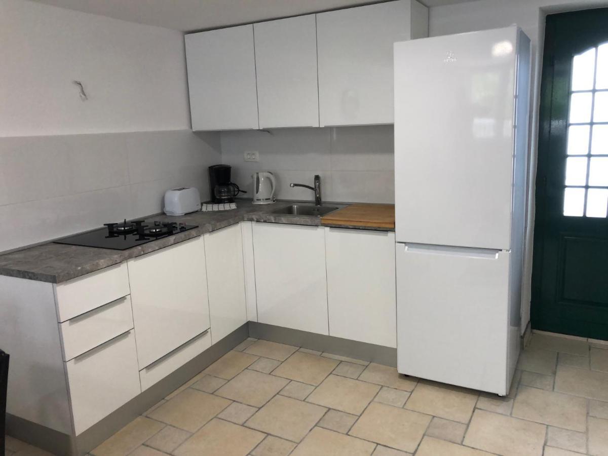 Appartement Steinhaus Dalmatien à Podaca Extérieur photo
